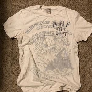 Abercrombie and Fitch t-shirt size M